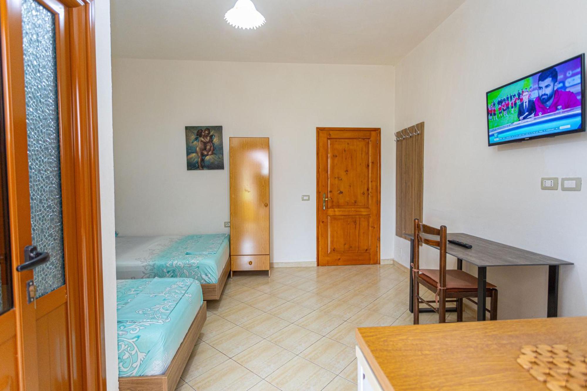 Hotel Olti Вльора Екстер'єр фото